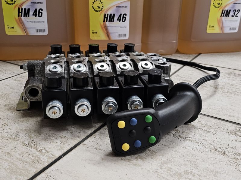 joystick elektrický hydraulika